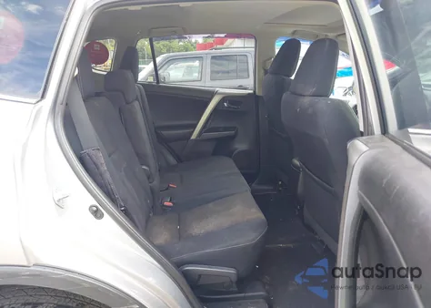 2016 Toyota Rav4 Xle z USA, uszkodzony, nr VIN 2T3RFREV1GW460935